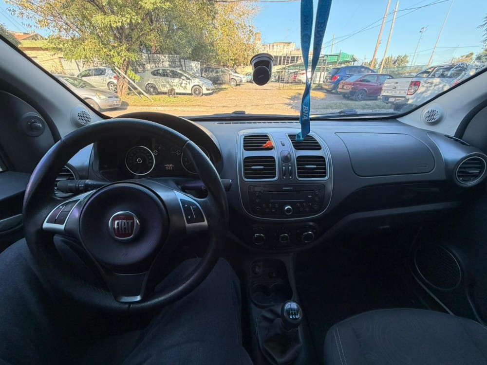 Fiat Grand siena ATTRACTIVE 1.4 8V — foto 10